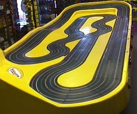 6-Lane Aurora Tub Track Raceway